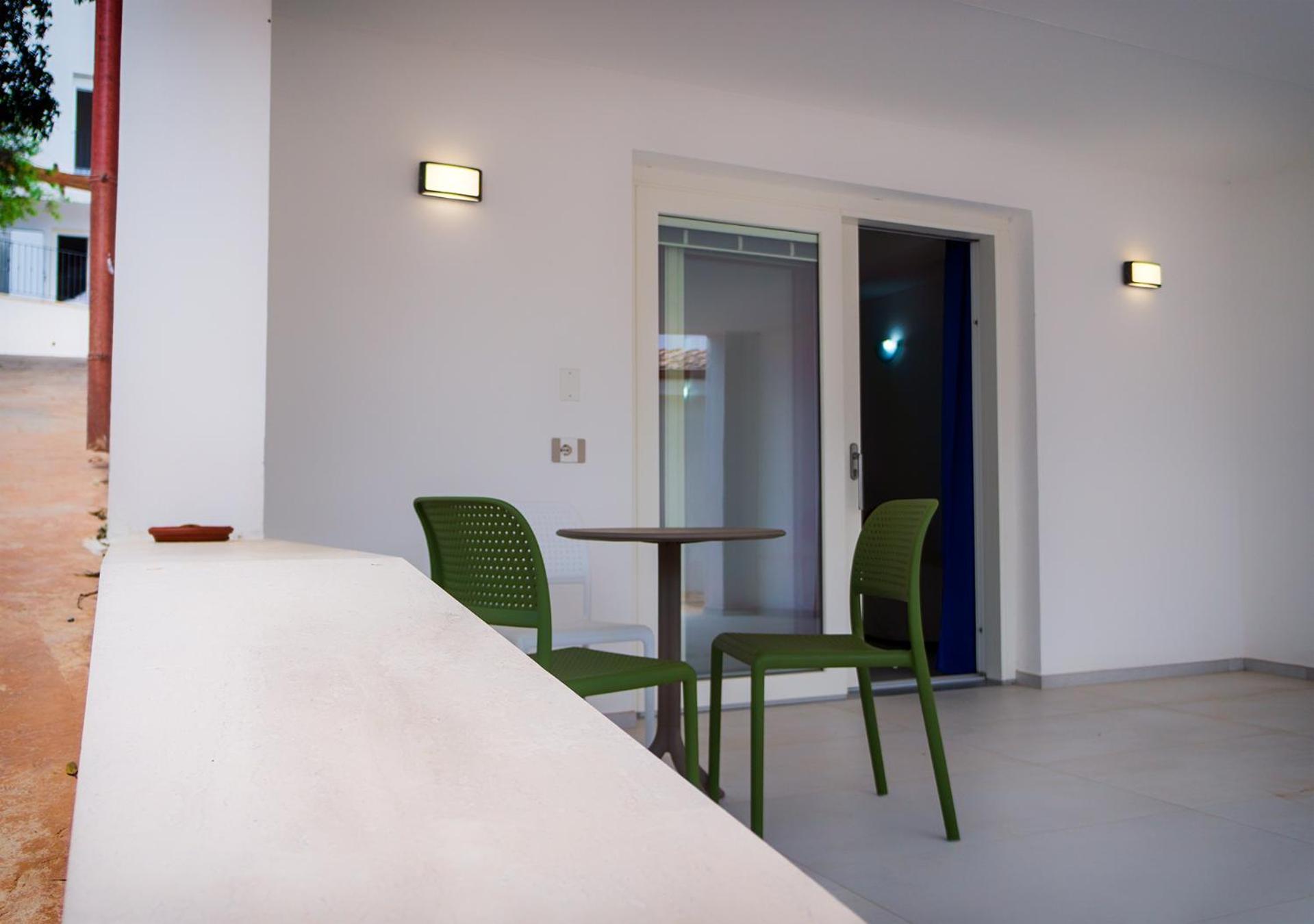 Resort Beach Cala Goloritze 산타마리아나바레제 외부 사진